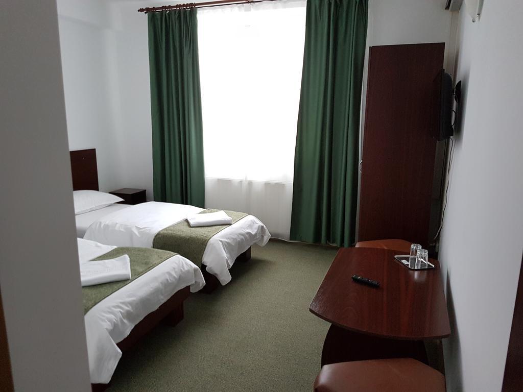 Pension Yasmine Timisoara Luaran gambar