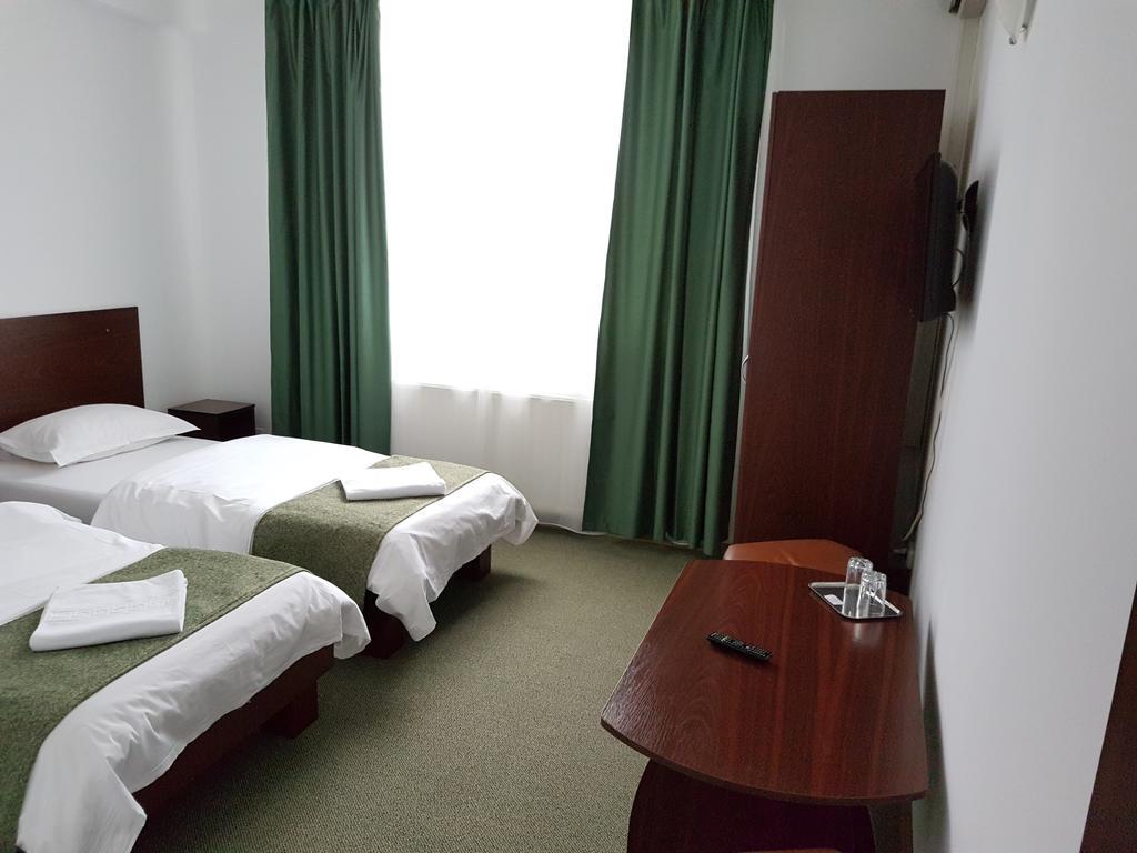 Pension Yasmine Timisoara Luaran gambar