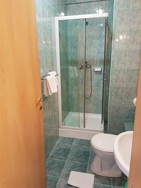 Pension Yasmine Timisoara Luaran gambar